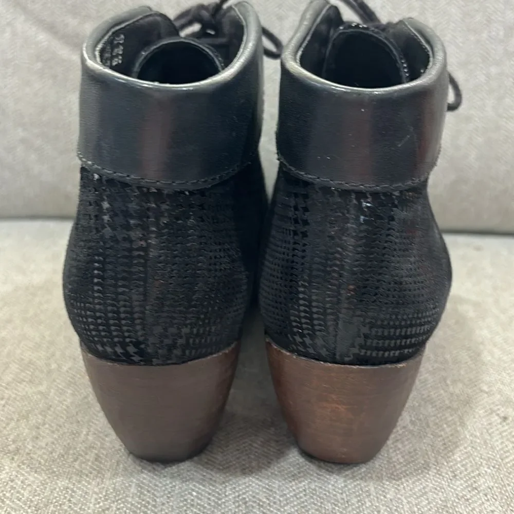 Wolky Women's Jacquerie Bootie sz 9